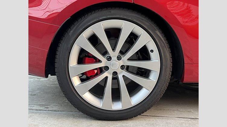2024 中古 Land Rover Range Rover Sport フィレンツェレッド D300マイルドハイブリッド スタンダードホイールベース Dynamic SE