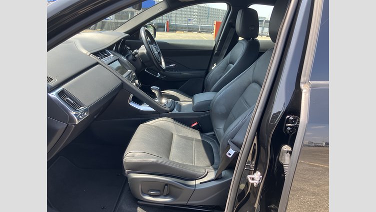 2018 認定中古車 Jaguar E-Pace サントリーニ ブラック P250 オートマチック全輪駆動 S