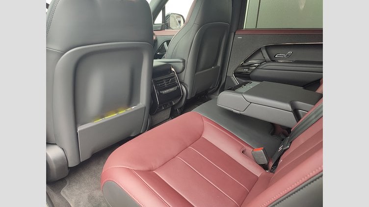 2024 Approved/Jazdené Land Rover Range Rover Sport Varesine Blue 4x4 3.0 I6 D300 MHEV Dynamic SE AWD A/T