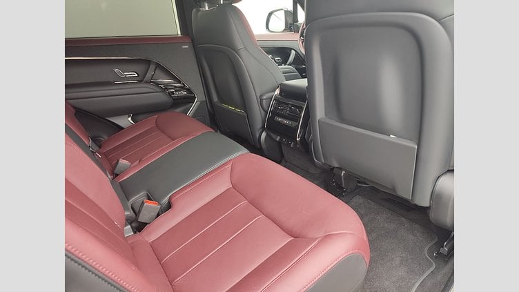 2024 Approved/Jazdené Land Rover Range Rover Sport Varesine Blue 4x4 3.0 I6 D300 MHEV Dynamic SE AWD A/T