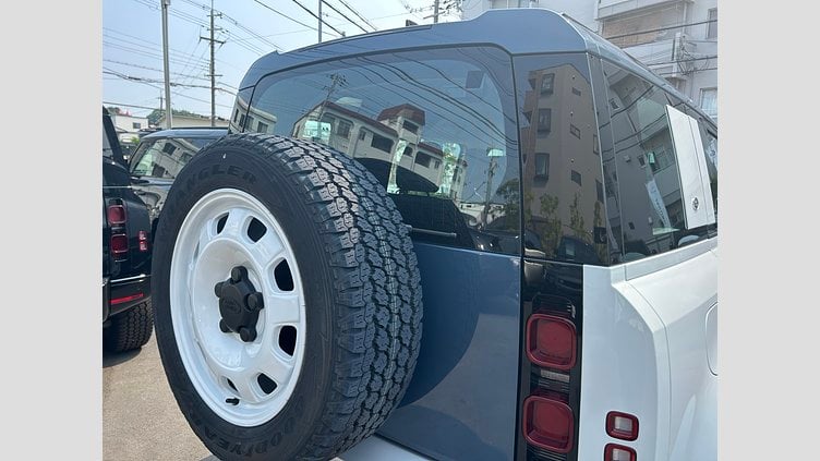 2024 認定中古車 Land Rover Defender 110 フジホワイト D300 AWD（AT） S  カウンティパック　キュレイテッドフォージャパン