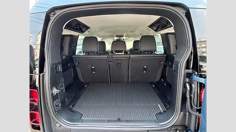 2024 認定中古車 Land Rover Defender 110 フジホワイト D300 AWD（AT） S  カウンティパック　キュレイテッドフォージャパン