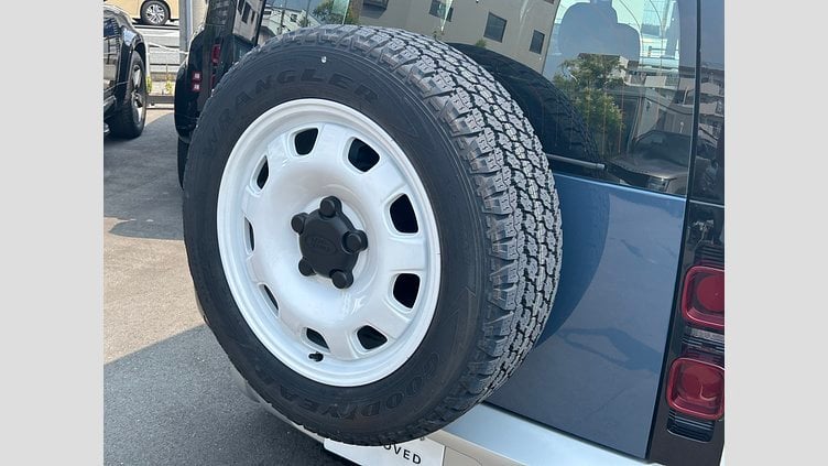 2024 認定中古車 Land Rover Defender 110 フジホワイト D300 AWD（AT） S  カウンティパック　キュレイテッドフォージャパン