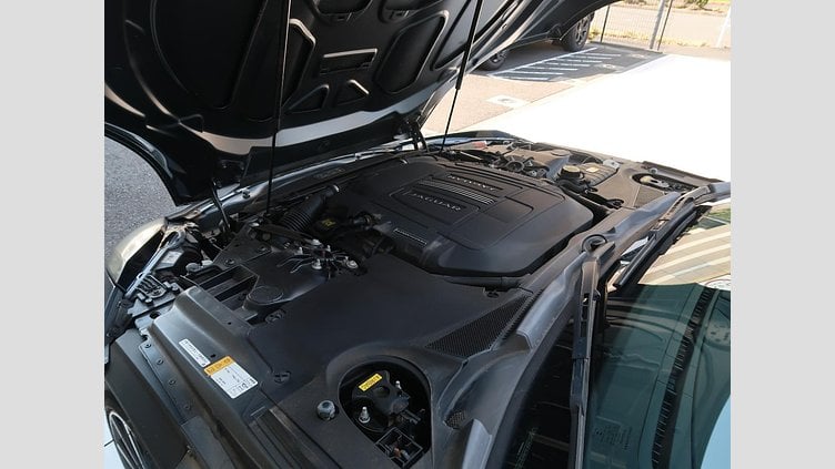 2016 認定中古車 Jaguar F-Type Carpathian Grey 水冷V型6気筒 DOHC
スーパーチャージャー クーペ