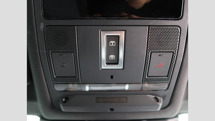 2022 認定中古車 Land Rover Discovery Sport サントリーニブラック P250 AWD（オートマチック） 標準ホイールベース R-DYNAMIC S