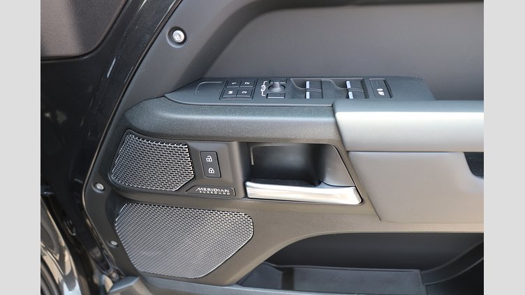 2023 認定中古車 Land Rover Defender 110 カルパチアングレイ P525 AWD (AT) V8 CARPATHIAN EDITION