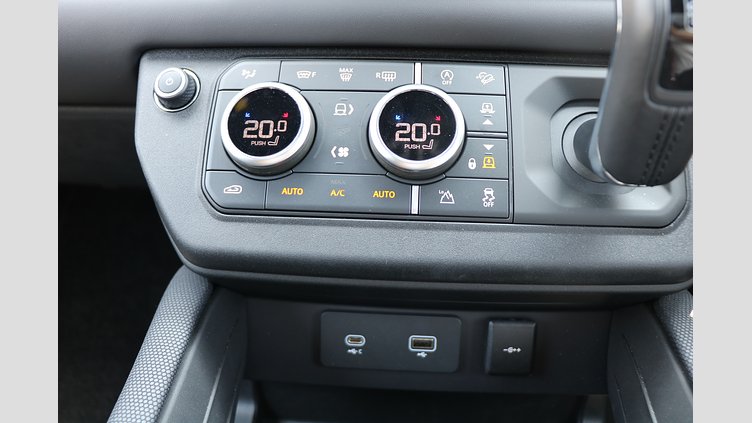 2023 認定中古車 Land Rover Defender 110 カルパチアングレイ P525 AWD (AT) V8 CARPATHIAN EDITION