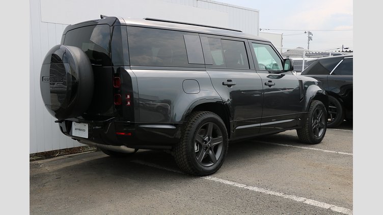2024 認定中古車 Land Rover Defender 130 カルパチアングレイ D350 ディーゼルマイルドハイブリッド X-Dynamic SE