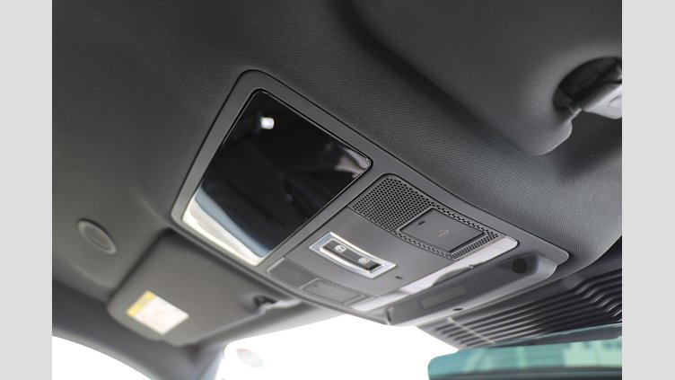 2024 認定中古車 Land Rover Range Rover Evoque フジホワイト プラグインハイブリッド（ガソリン） Standard Wheelbase DYNAMIC HSE