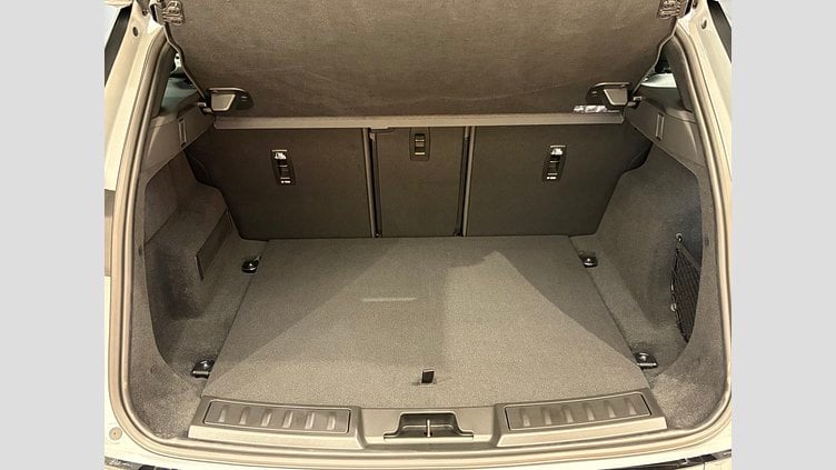 2024 認定中古車 Land Rover Range Rover Evoque アロイオスグレイ D200マイルドハイブリッド（ディーゼル） スタンダードホイールベース S