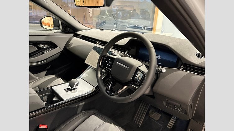 2024 認定中古車 Land Rover Range Rover Evoque アロイオスグレイ D200マイルドハイブリッド（ディーゼル） スタンダードホイールベース S