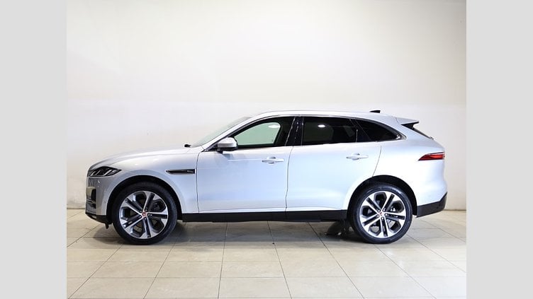 2022 認定中古車 Jaguar F-Pace ハクバシルバー P250 AWD（オートマチック） S