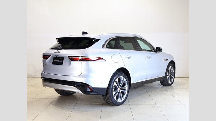 2022 認定中古車 Jaguar F-Pace ハクバシルバー P250 AWD（オートマチック） S