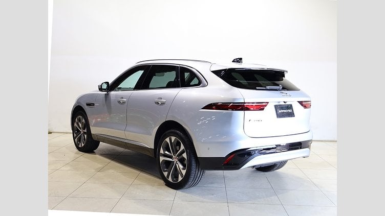 2022 認定中古車 Jaguar F-Pace ハクバシルバー P250 AWD（オートマチック） S