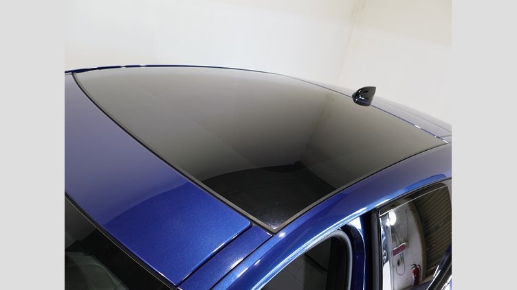 2021 認定中古車 Jaguar E-Pace ブルーファイﾔｰブルー P250 AWD（オートマチック） R-DYNAMIC SE