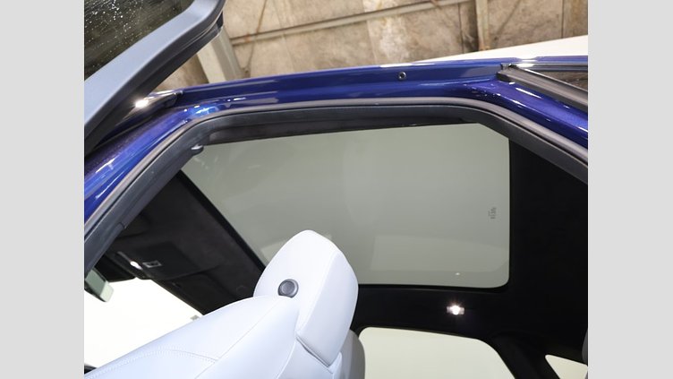 2021 認定中古車 Jaguar E-Pace ブルーファイﾔｰブルー P250 AWD（オートマチック） R-DYNAMIC SE