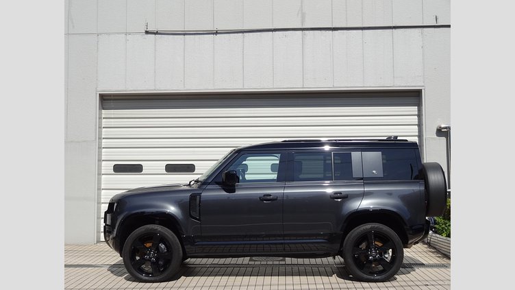 2022 認定中古車 Land Rover Defender 110 カルパチアングレイ D300 AWD（AT） X-DYNAMIC SE　アーバナイト‘２２