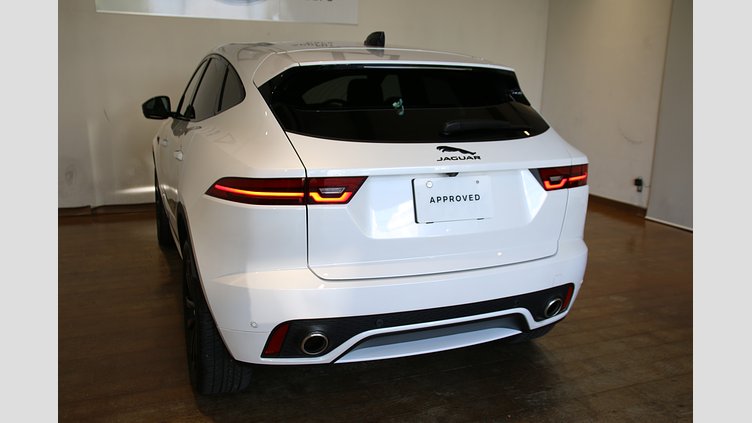 2024 認定中古車 Jaguar E-Pace オストゥーニパールホワイト P250（ガソリン） R-DYNAMIC SE