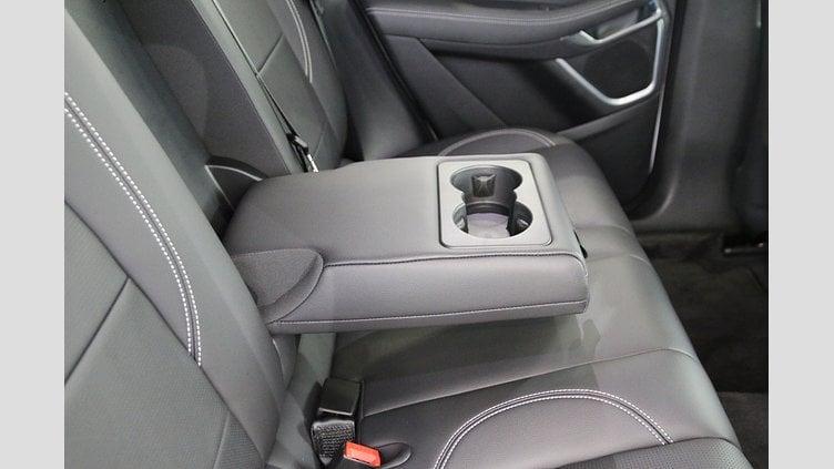 2024 認定中古車 Jaguar E-Pace オストゥーニパールホワイト P250（ガソリン） R-DYNAMIC SE