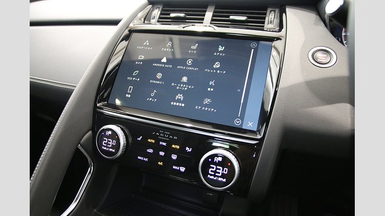 2024 認定中古車 Jaguar E-Pace オストゥーニパールホワイト P250（ガソリン） R-DYNAMIC SE