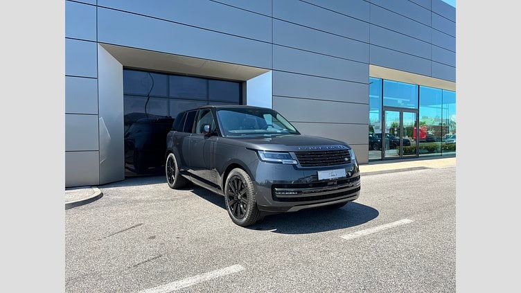 2025 SKLADOVÉ VOZIDLÁ Land Rover Range Rover Sivá Carpathian P550e PHEV AWD Autobiography