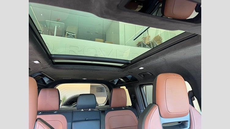 2025 SKLADOVÉ VOZIDLÁ Land Rover Defender 110 Petra Copper DEFENDER 110 OCTA