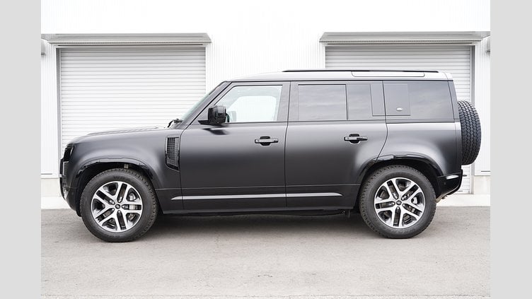 2023 認定中古車 Land Rover Defender 110 Santorini Black D300 AWD（AT） X-DYNAMIC SE  イースナーエディション