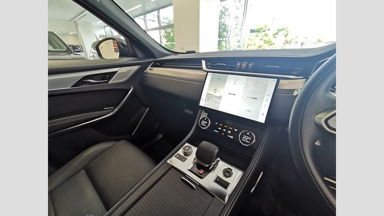 2023 認定中古車 Jaguar F-Pace オストゥーニパールホワイト D204 AWD（オートマチック）MHEV R-DYNAMIC SE