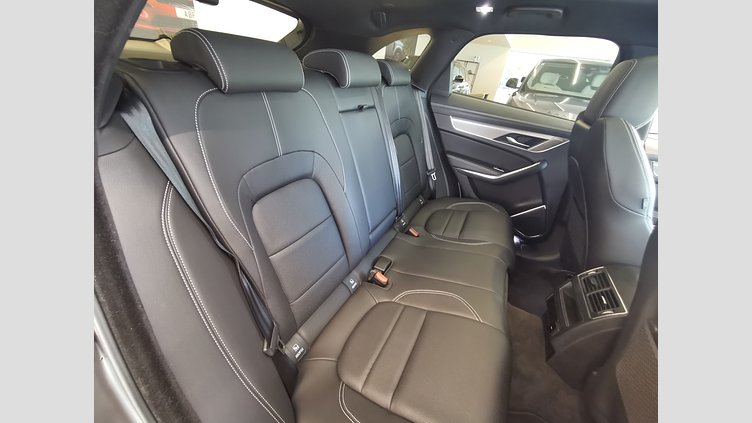 2023 認定中古車 Jaguar F-Pace オストゥーニパールホワイト D204 AWD（オートマチック）MHEV R-DYNAMIC SE