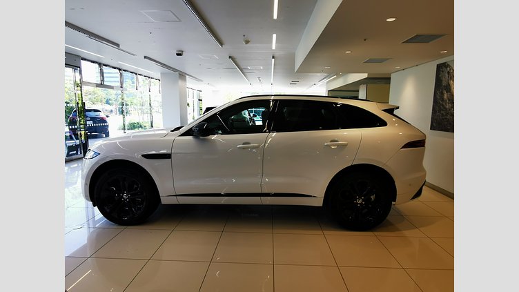 2023 認定中古車 Jaguar F-Pace オストゥーニパールホワイト D204 AWD（オートマチック）MHEV R-DYNAMIC SE