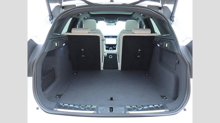 2025 認定中古車 Jaguar F-Pace オストゥーニパールホワイト D200 AWD（オートマチック）MHEV R-DYNAMIC SE