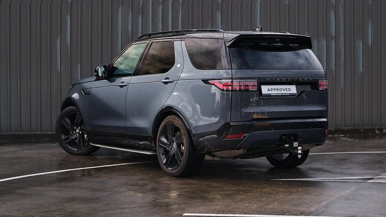 2025 Approved Land Rover Discovery Varesine Blue D250 Dynamic SE