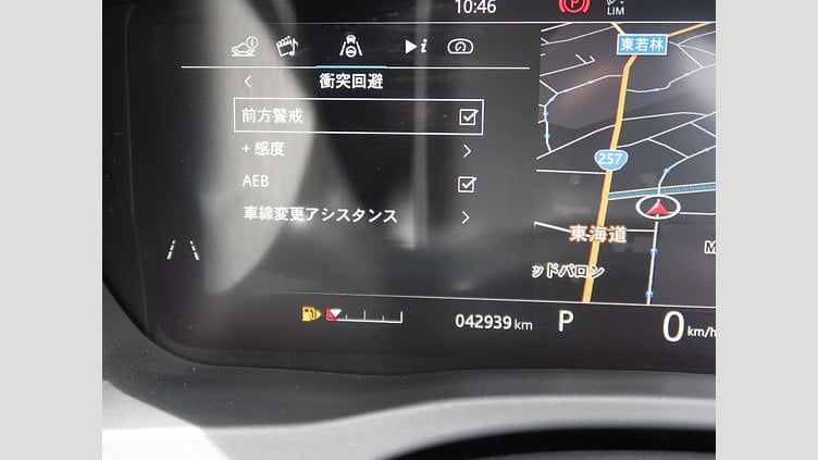 2019 認定中古車 Jaguar XE ユーロンホワイト P250 RWD AUTOMATIC 4 door Saloon S