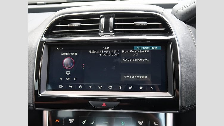 2019 認定中古車 Jaguar XE ユーロンホワイト P250 RWD AUTOMATIC 4 door Saloon S
