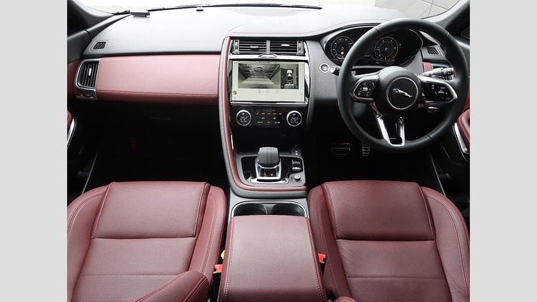 2024 認定中古車 Jaguar E-Pace サントリーニブラック D200マイルドハイブリッド（ディーゼル） R-DYNAMIC SE