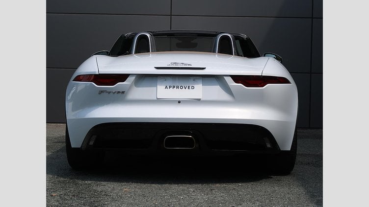 2021 認定中古車 Jaguar F-Type ユーロンホワイト P300 オートマチック 後輪駆動 F-TYPEコンバーチブル R-DYNAMIC