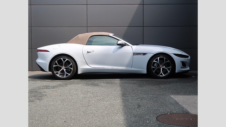 2021 認定中古車 Jaguar F-Type ユーロンホワイト P300 オートマチック 後輪駆動 F-TYPEコンバーチブル R-DYNAMIC