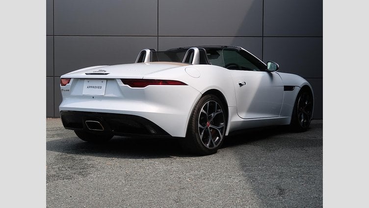2021 認定中古車 Jaguar F-Type ユーロンホワイト P300 オートマチック 後輪駆動 F-TYPEコンバーチブル R-DYNAMIC