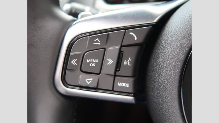 2021 認定中古車 Jaguar F-Type ユーロンホワイト P300 オートマチック 後輪駆動 F-TYPEコンバーチブル R-DYNAMIC