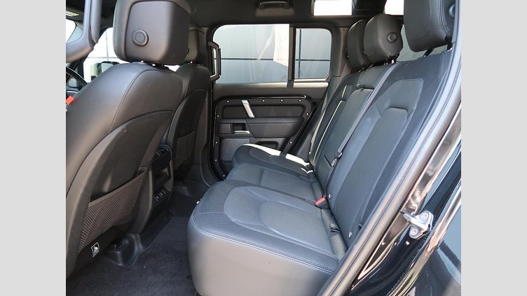 2022 認定中古車 Land Rover Defender 110 サントリーニブラック D300 AWD（AT） X-DYNAMIC HSE