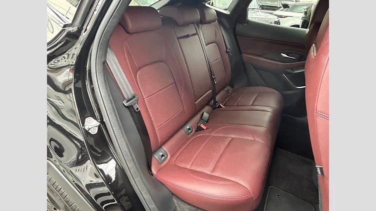 2024 認定中古車 Jaguar E-Pace サントリーニブラック D200（ディーゼル） R-DYNAMIC SE