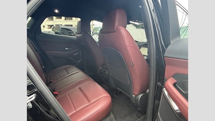 2024 認定中古車 Jaguar E-Pace サントリーニブラック D200（ディーゼル） R-DYNAMIC SE