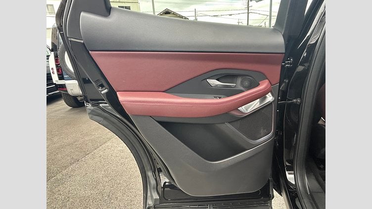 2024 認定中古車 Jaguar E-Pace サントリーニブラック D200（ディーゼル） R-DYNAMIC SE