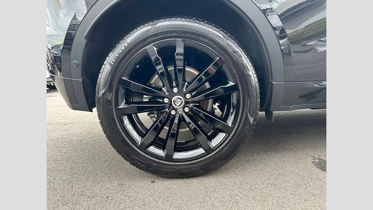 2024 認定中古車 Jaguar E-Pace サントリーニブラック D200（ディーゼル） R-DYNAMIC SE