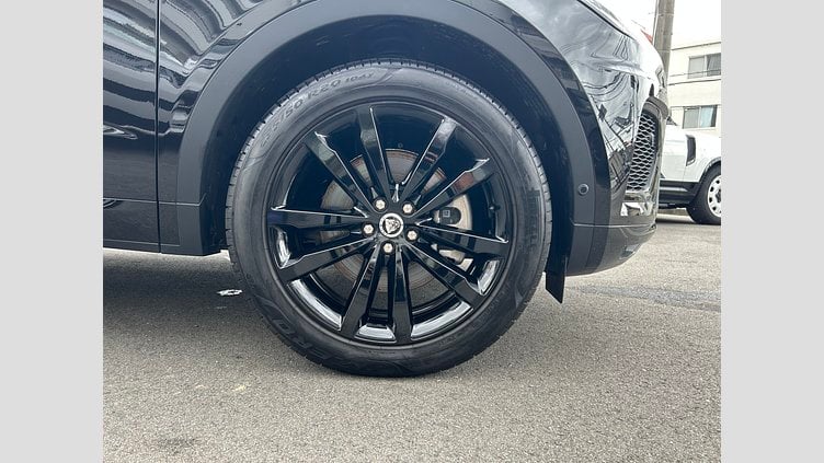 2024 認定中古車 Jaguar E-Pace サントリーニブラック D200（ディーゼル） R-DYNAMIC SE