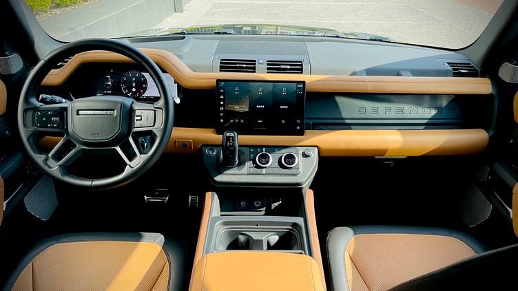 2022 認證中古車 Land Rover Defender 130 (1DK) 岡瓦那大陸石 Gondwana Stone P400 AWD AUTOMATIC MHEV X