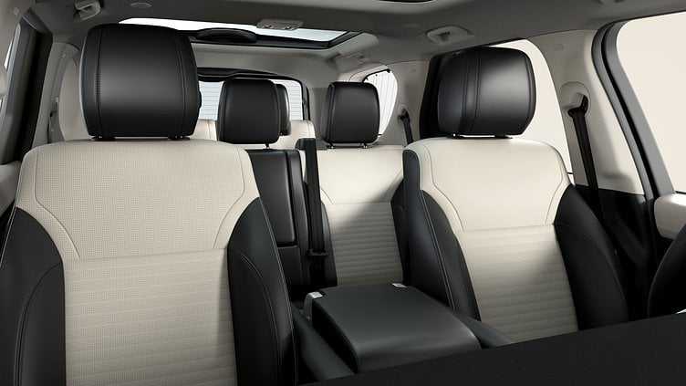 2025 NAUJI AUTOMOBILIAI Land Rover Discovery Sedona Red D350 Diesel Mild Hybrid Gemini