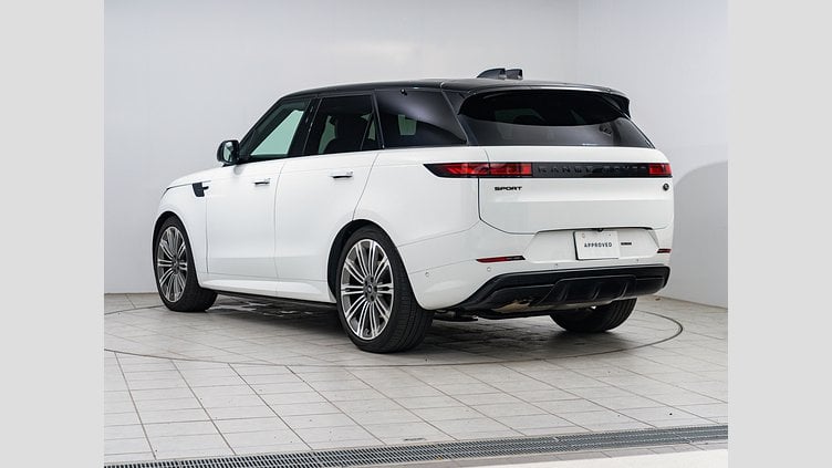 2023 認定中古車 Land Rover Range Rover Sport フジホワイト 3.0リッター6気筒300PSターボチャージドディーゼルMHEV（オートマチック） DYNAMIC HSE