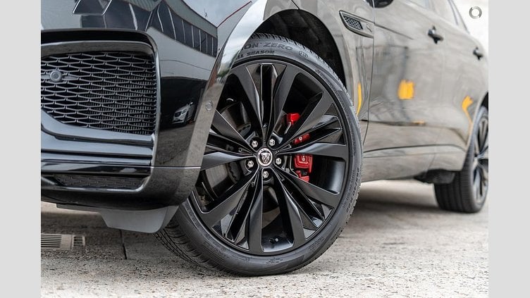 2023 Approved Jaguar F-Pace Santorini Black D300 AWD AUTOMATIC R-DYNAMIC SE