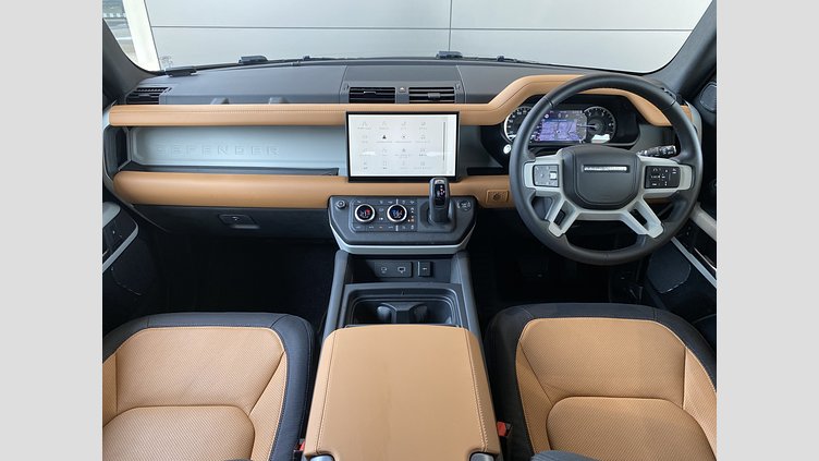 2023 認定中古車 Land Rover Defender 110 サントリーニブラック D300 AWD（AT） X-DYNAMIC HSE